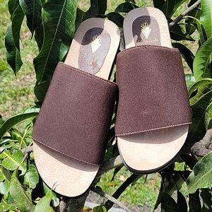 Volatile Ladies Brown Sandals Size 8M